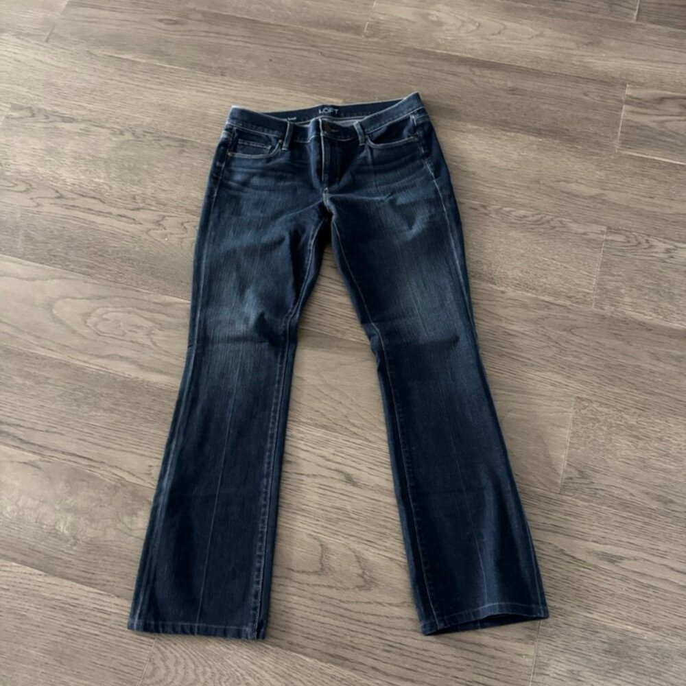 Loft modern sexy boot cut jeans, size 8